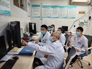 北京地坛医院影像专家到徐州院区指导工作