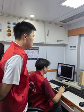 再战绿茵 健康守卫｜徐州七院移动诊疗设备再度护航苏超联赛